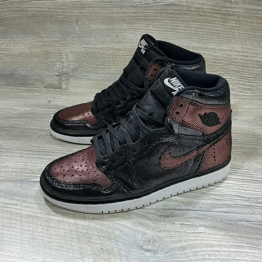 Nike Air Jordan 1 Retro High OG Fearless Sneakers Women's Size 7.5 CU6690-006